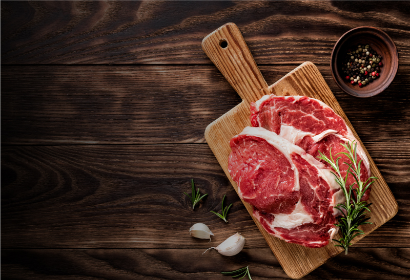 Consumir carne aumenta em 54% o risco de gordura no fígado